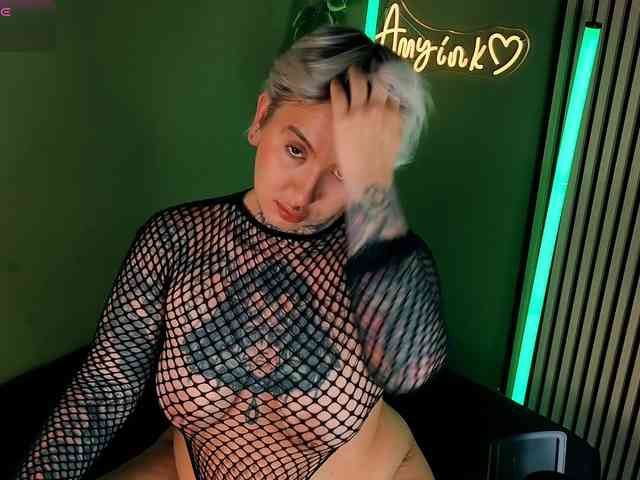 Amy-ink6969 webcam