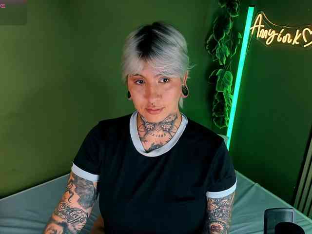 Amy-ink6969 webcam