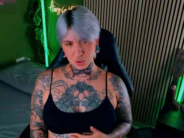 Amy-ink6969 webcam