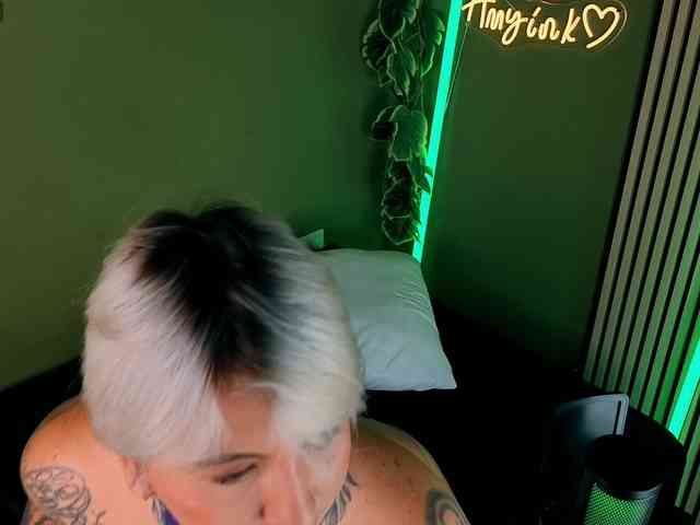 Amy-ink6969 webcam