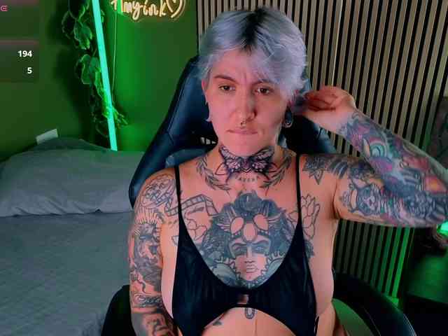 Amy-ink6969 webcam