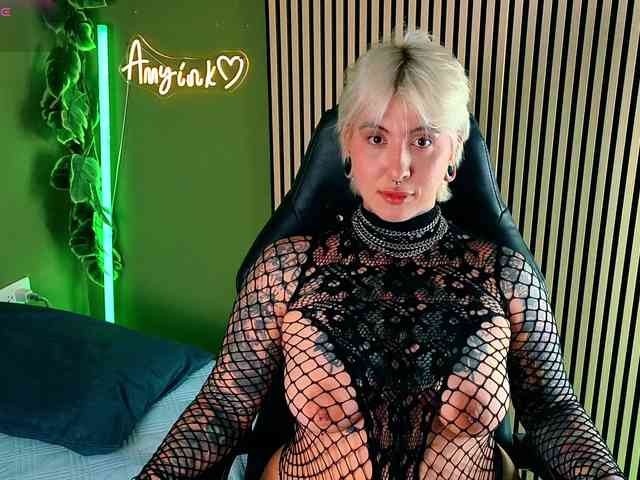 Amy-ink6969 webcam