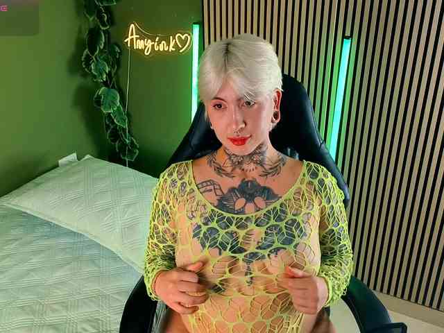 Amy-ink6969 webcam