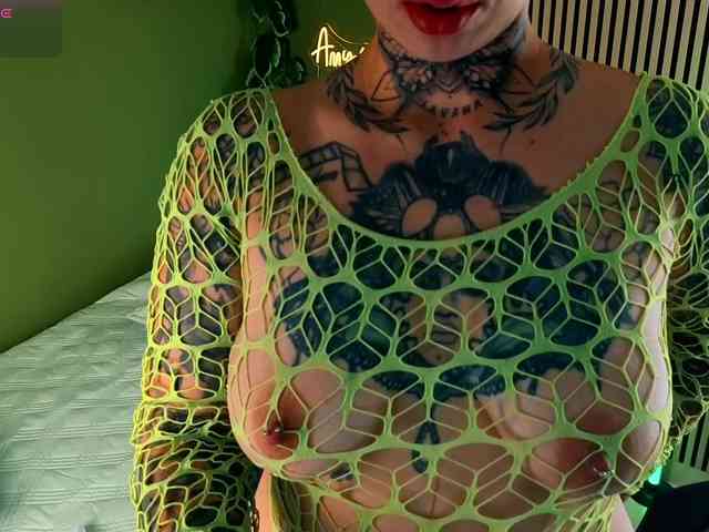 Amy-ink6969 webcam