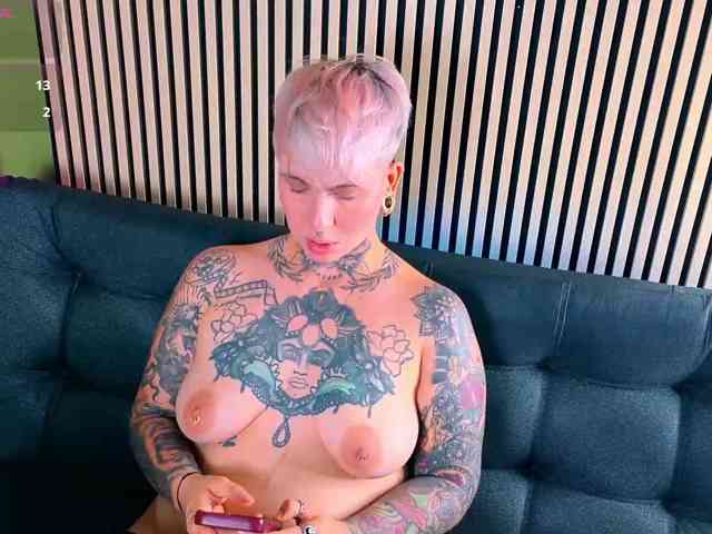 Amy-ink6969 webcam