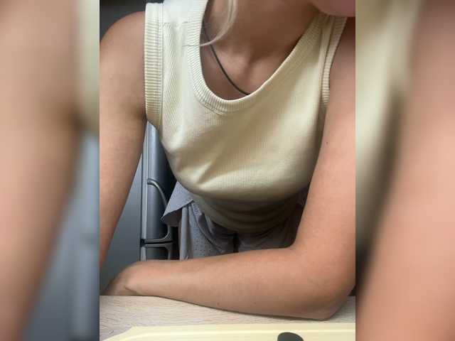 Veroni1ka live webcam show