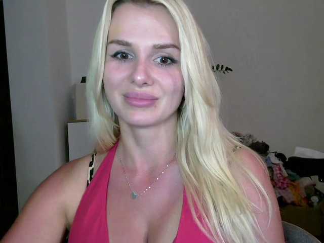 CorneliaSweet live webcam show