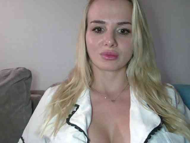 CorneliaSweet webcam