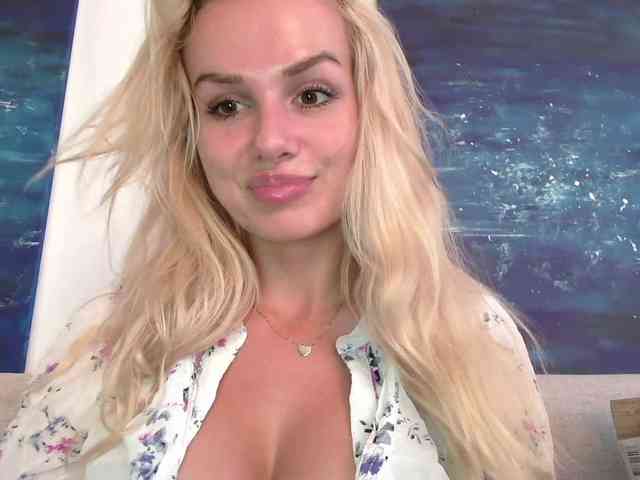 CorneliaSweet webcam
