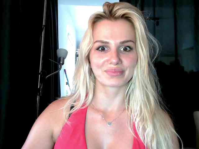 CorneliaSweet webcam