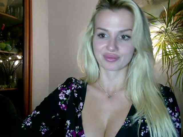 CorneliaSweet webcam