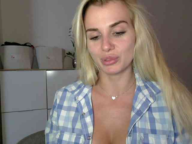 CorneliaSweet webcam