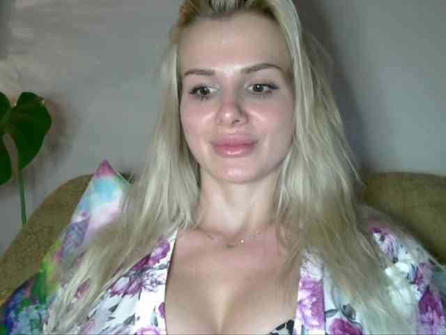 CorneliaSweet webcam