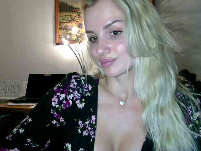 CorneliaSweet webcam