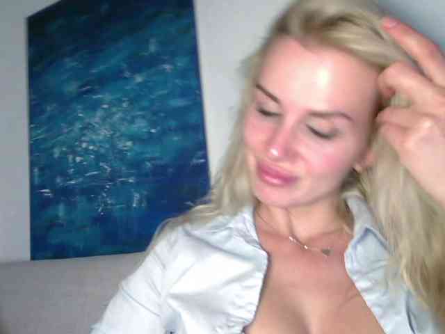 CorneliaSweet webcam