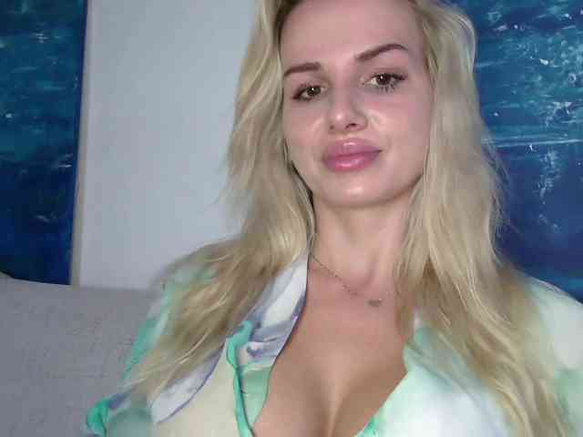 CorneliaSweet webcam