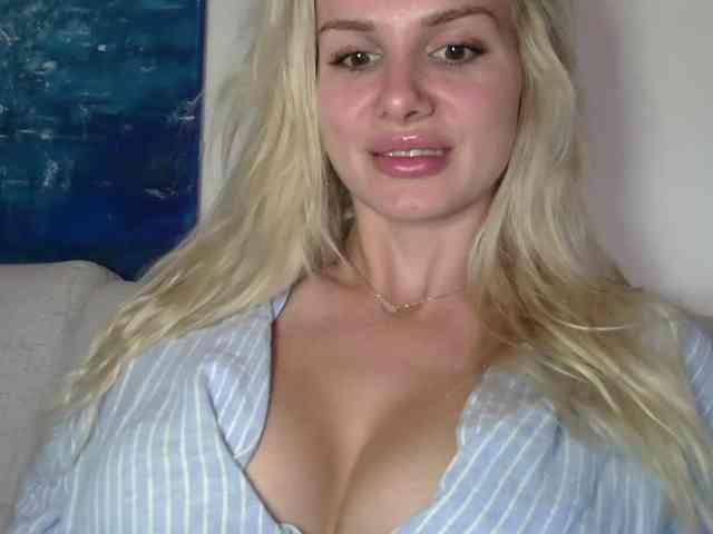 CorneliaSweet webcam