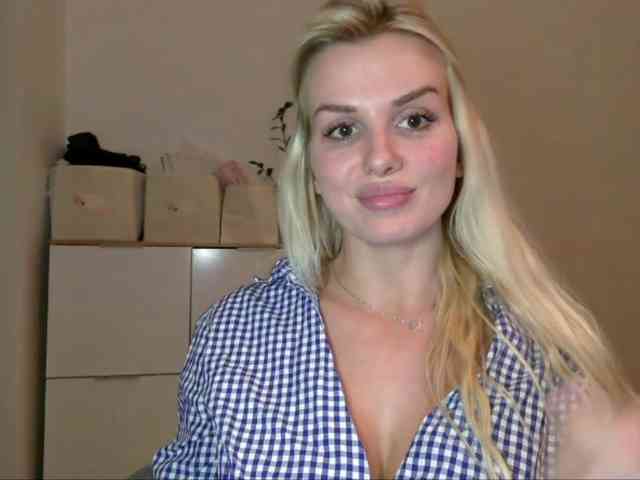 CorneliaSweet webcam