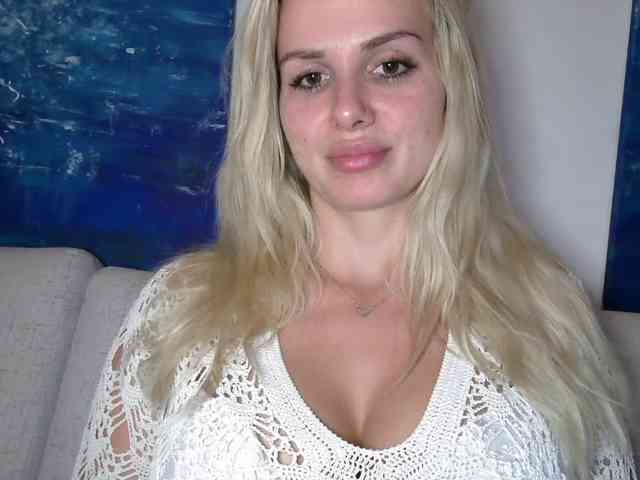 CorneliaSweet webcam
