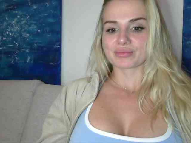 CorneliaSweet webcam