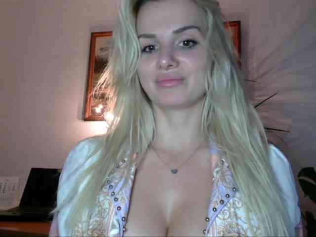 CorneliaSweet webcam