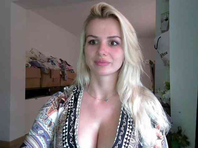 CorneliaSweet webcam