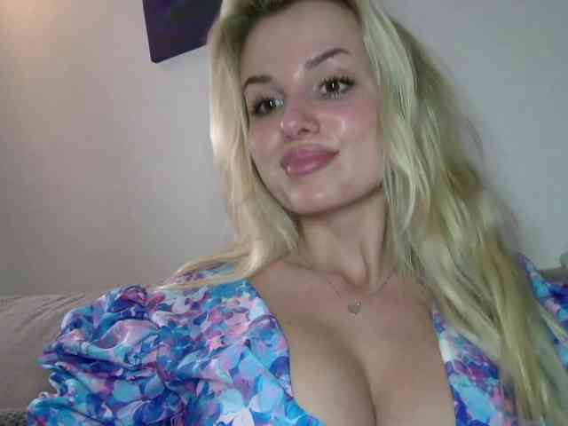 CorneliaSweet webcam