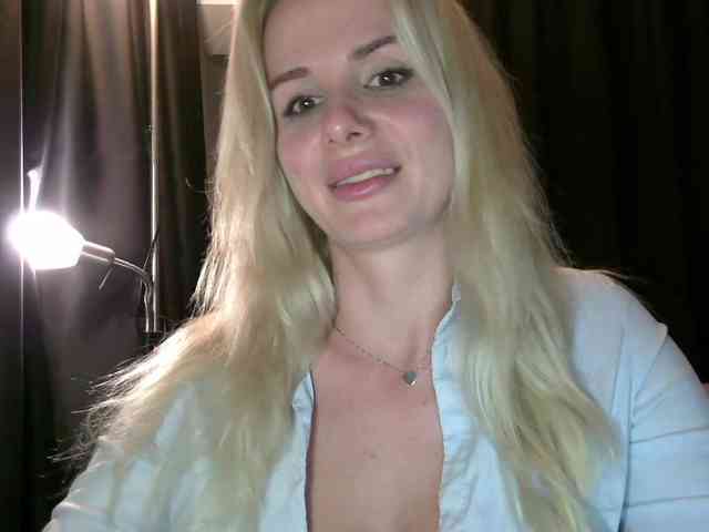 CorneliaSweet webcam