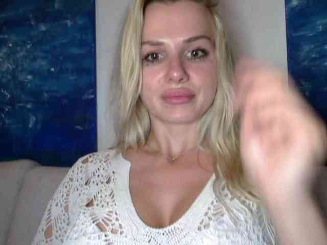 CorneliaSweet webcam