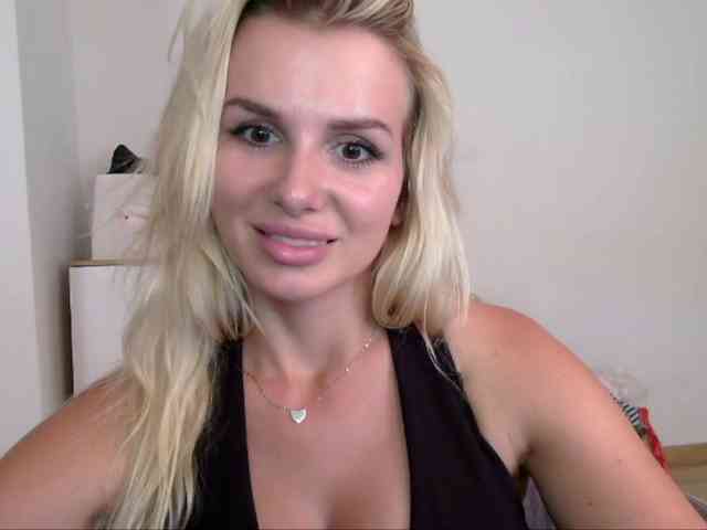 CorneliaSweet webcam