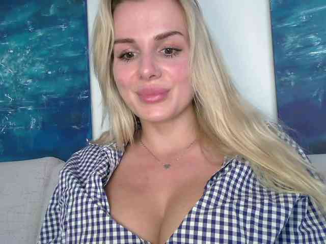 CorneliaSweet webcam