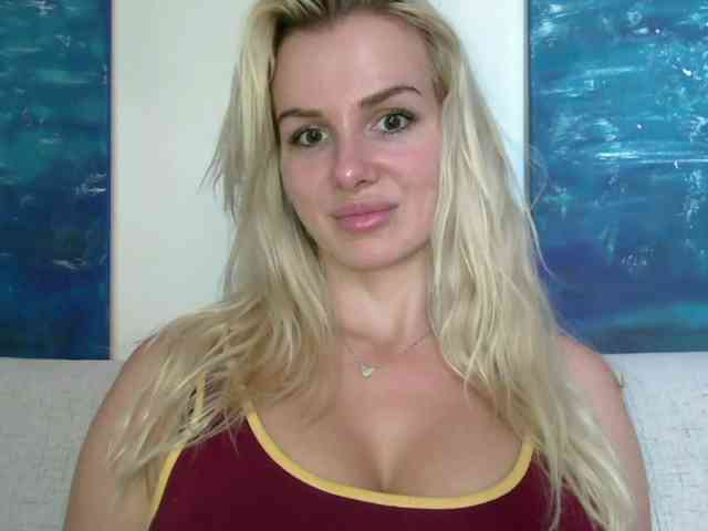 CorneliaSweet webcam