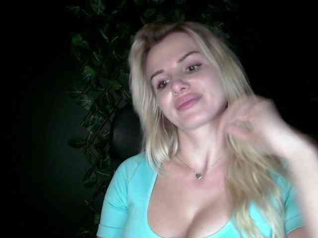 CorneliaSweet webcam