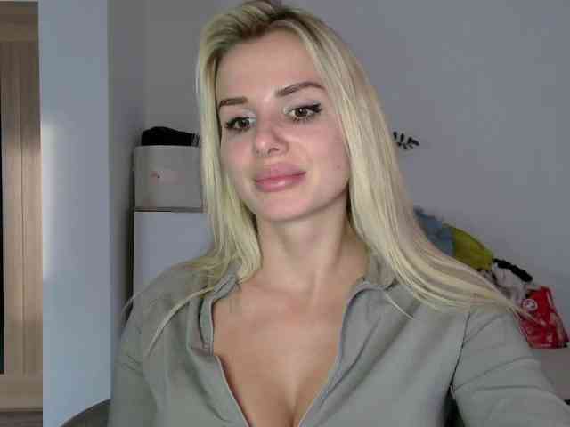 CorneliaSweet webcam
