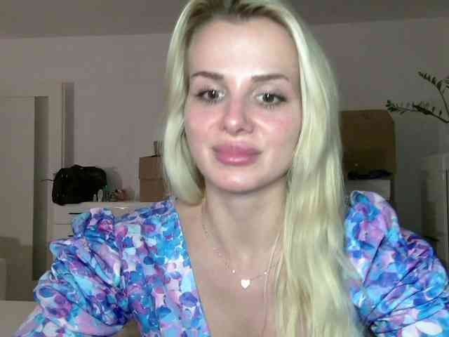 CorneliaSweet webcam