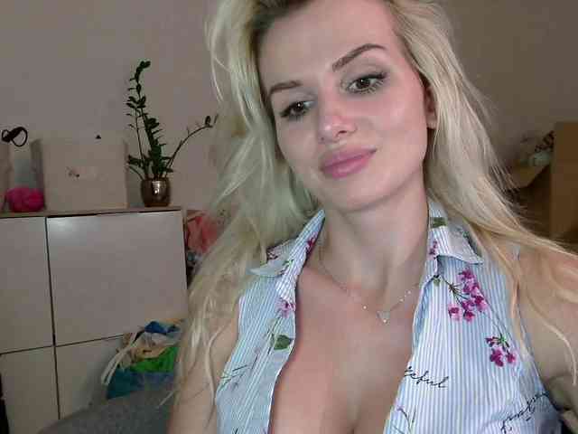 CorneliaSweet webcam
