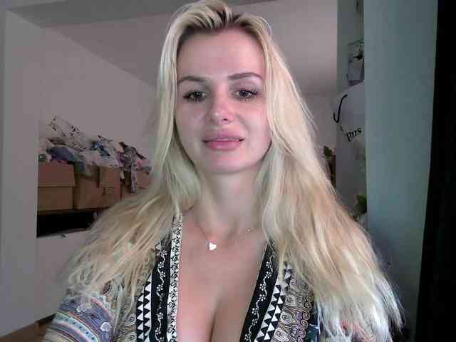CorneliaSweet webcam