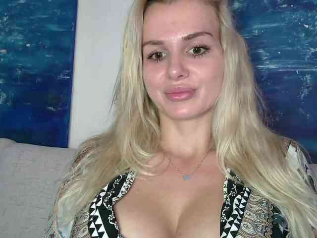 CorneliaSweet webcam