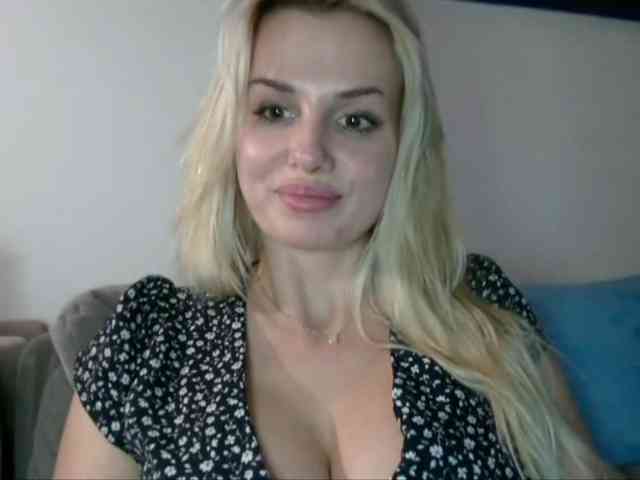 CorneliaSweet webcam