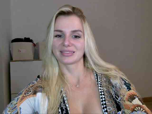 CorneliaSweet webcam