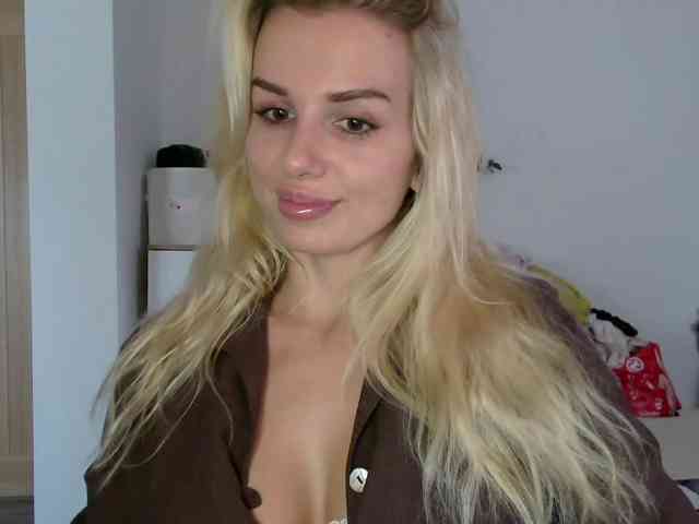 CorneliaSweet webcam