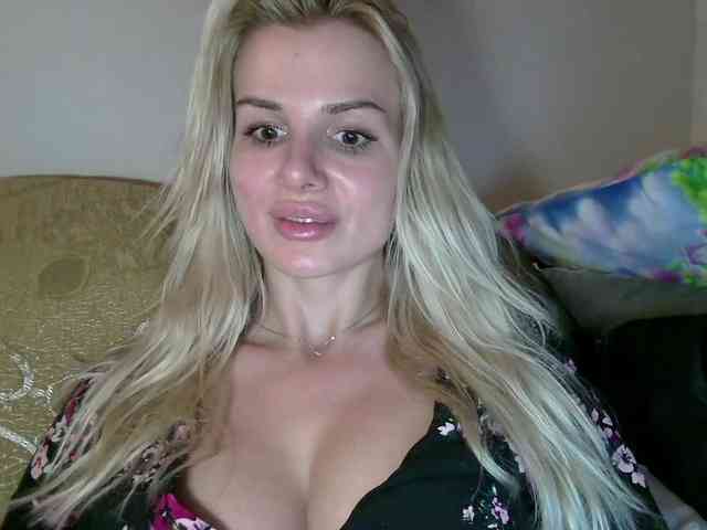 CorneliaSweet webcam
