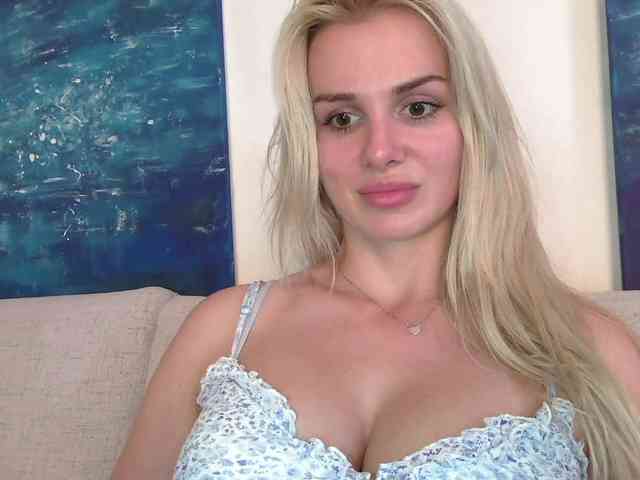 CorneliaSweet webcam