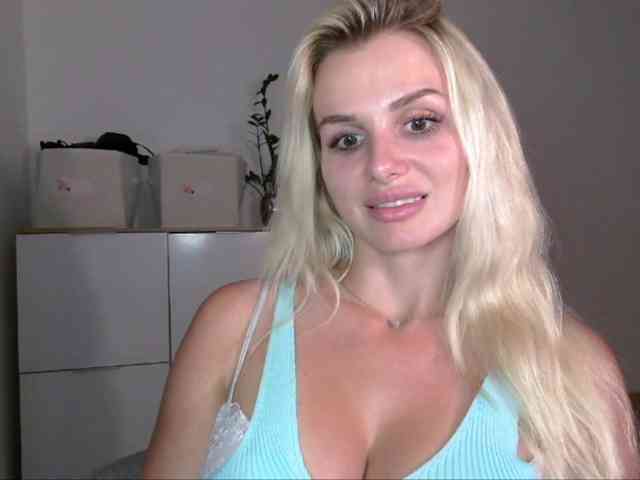 CorneliaSweet webcam