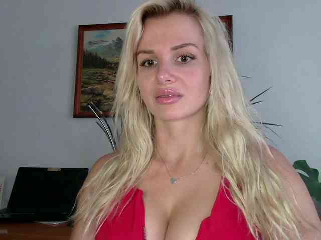 CorneliaSweet webcam