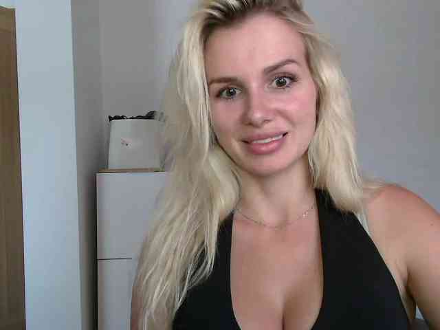 CorneliaSweet webcam