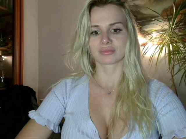 CorneliaSweet webcam