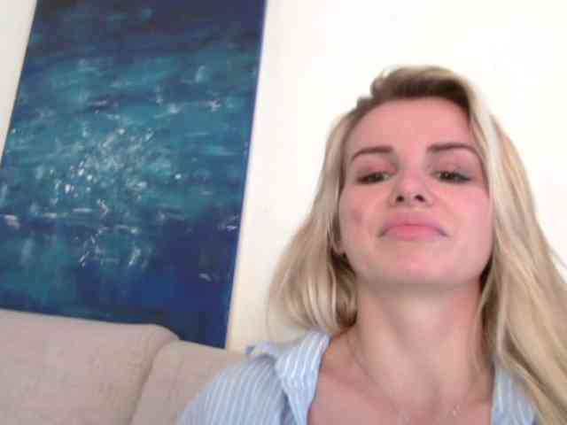 CorneliaSweet webcam