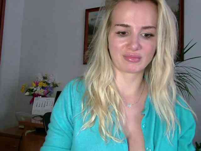 CorneliaSweet webcam