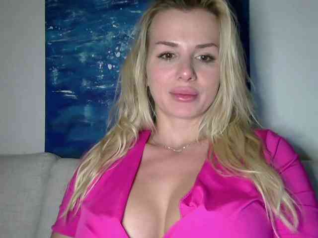 CorneliaSweet webcam